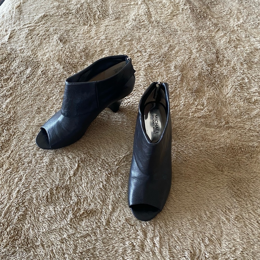 Michael Kors black booties with silver zippers, Size 8
